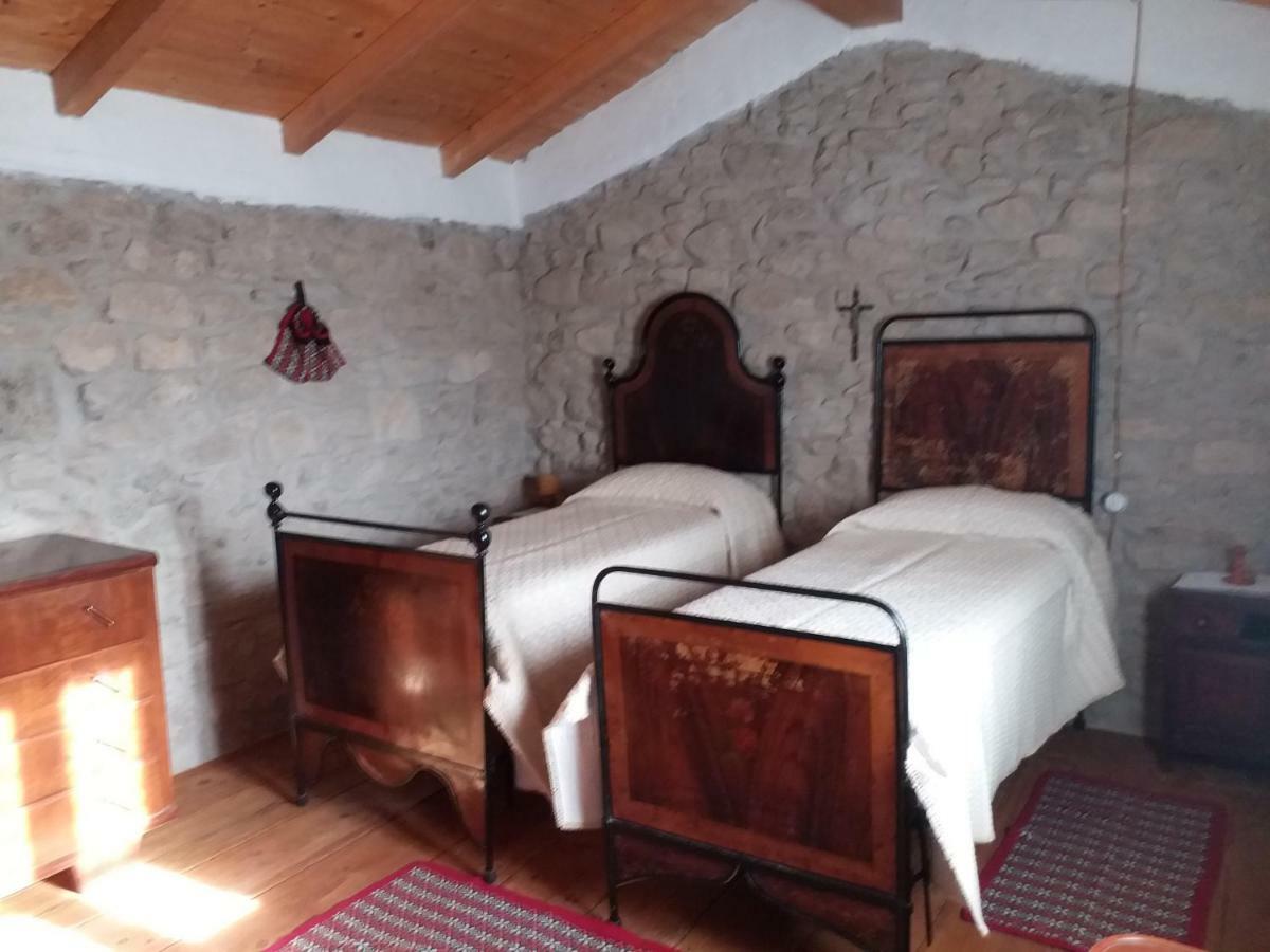 Sa Domu De Ziu Antoneddu Hotel Tuili Bagian luar foto